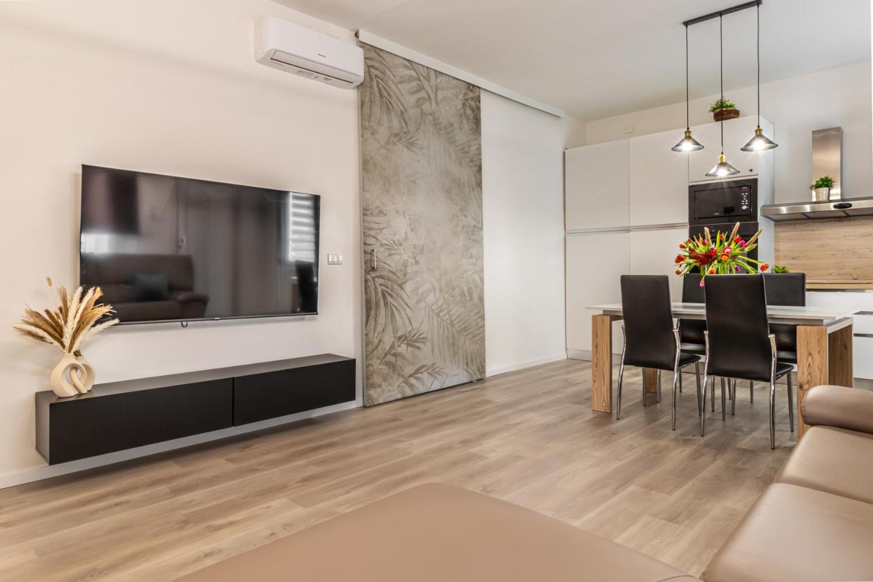 Gigi House Appartamento Piazza Mazzini 300M Dal Mare Τζεσόλο Λίντο Εξωτερικό φωτογραφία