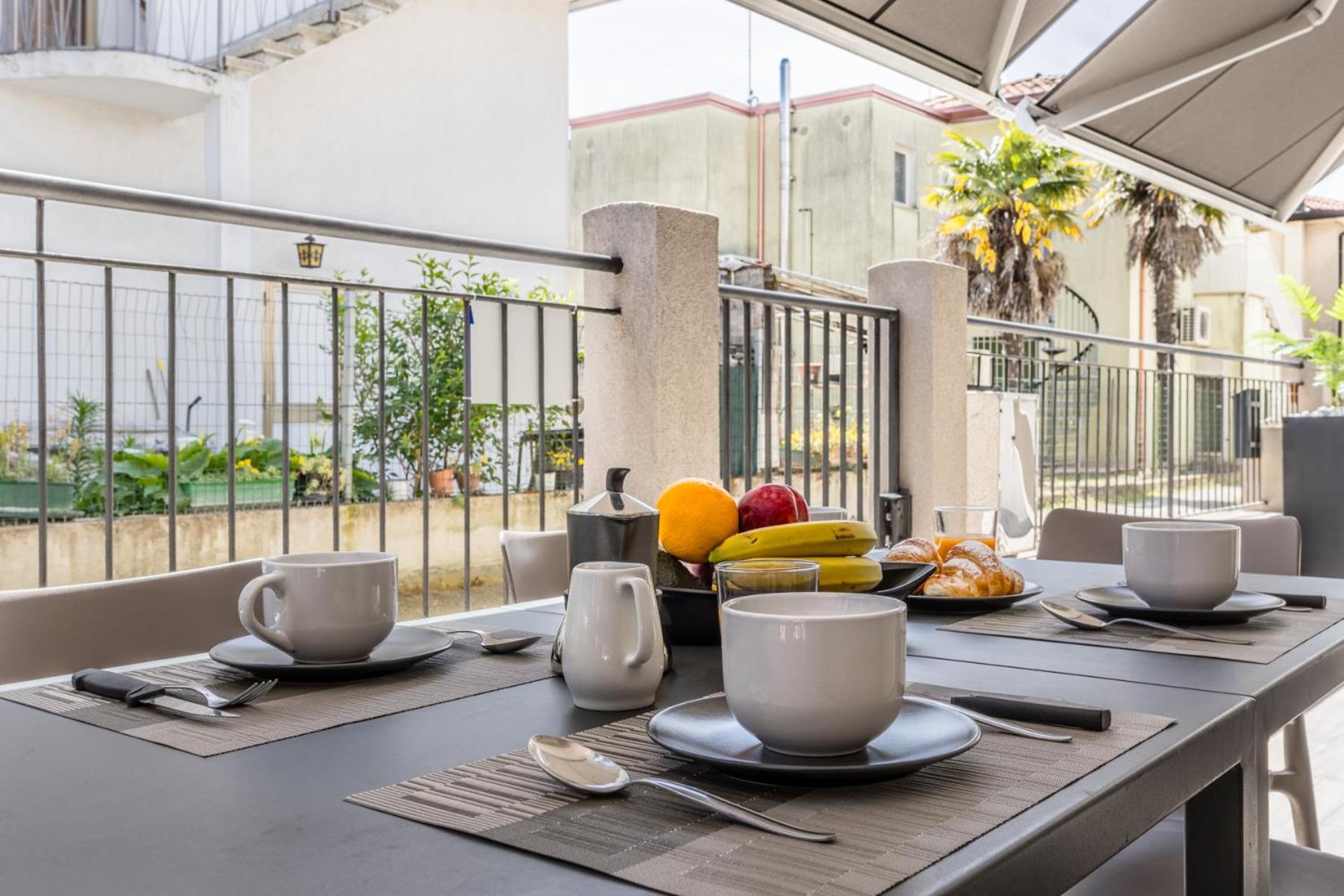 Gigi House Appartamento Piazza Mazzini 300M Dal Mare Τζεσόλο Λίντο Εξωτερικό φωτογραφία